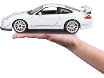 Bburago Plus Porsche 911 GT3 RS 4.0 1:18 bílá