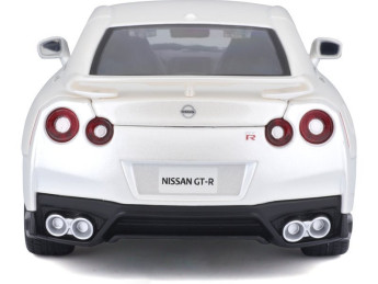 Bburago Plus Nissan GT-R 1:24 bílá metalíza