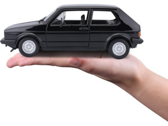 Bburago Volkswagen Golf MK1 GTI 1:24 černá