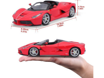 Bburago Ferrari LaFerrari Aperta 1:24 červená