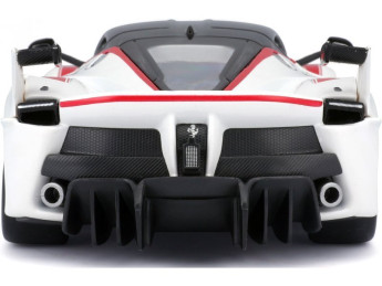 Bburago Ferrari FXX K 1:24 bílá