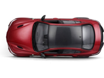 Bburago Alfa Romeo Giulia GTAm 1:18 červená metalíza
