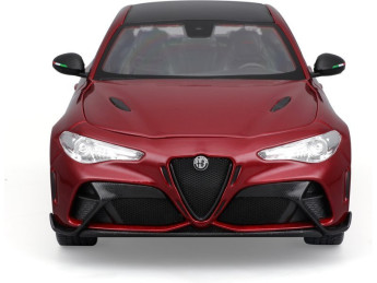 Bburago Alfa Romeo Giulia GTAm 1:18 červená metalíza