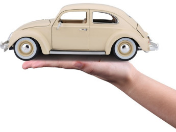 Bburago Volkswagen Kafer Beetle 1955 1:18 béžová